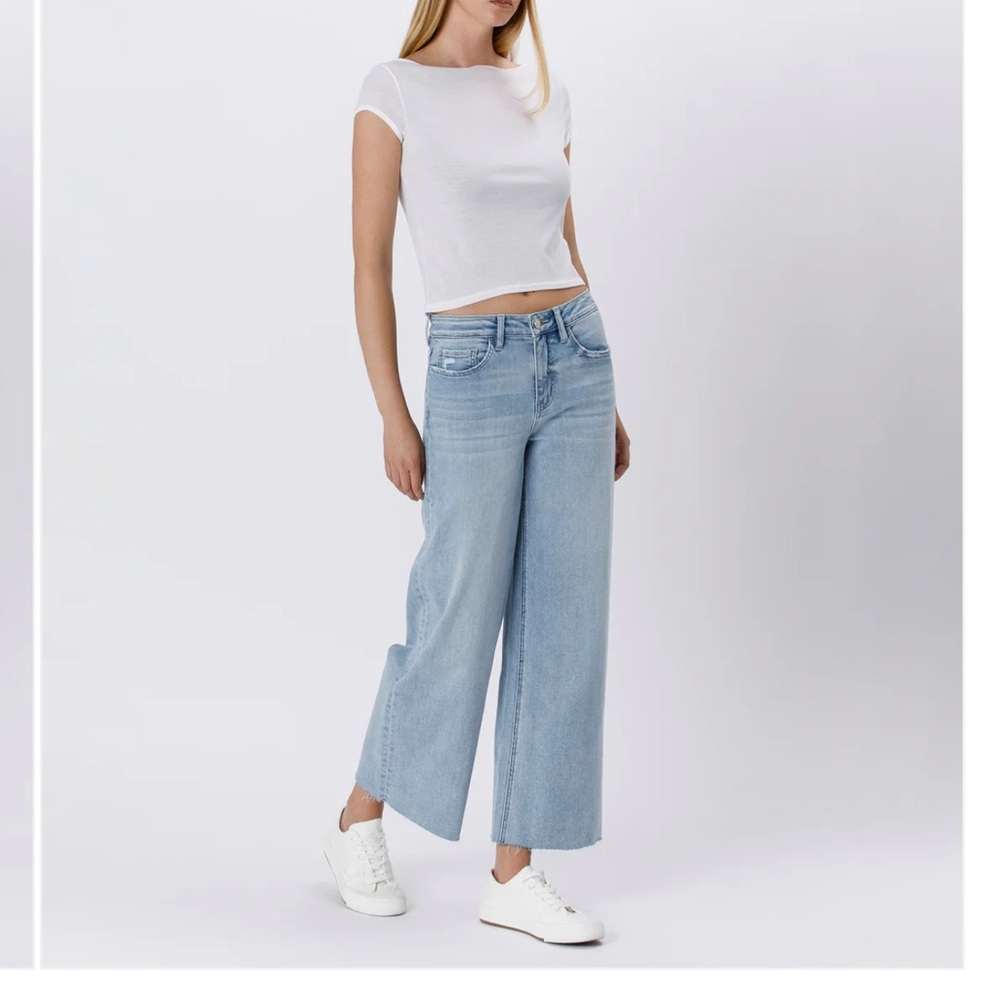 Vervet Light Blue Wide-Leg Women Jeans - Picture 4 of 10
